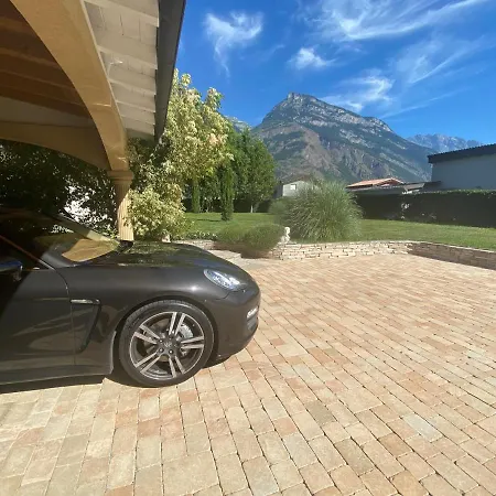 Hoteliere Au Coeur Du Valais Saxon